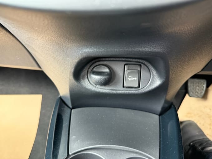 2025 Toyota Yaris