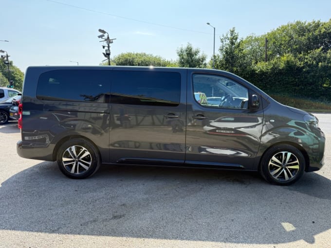 2025 Peugeot E- Traveller