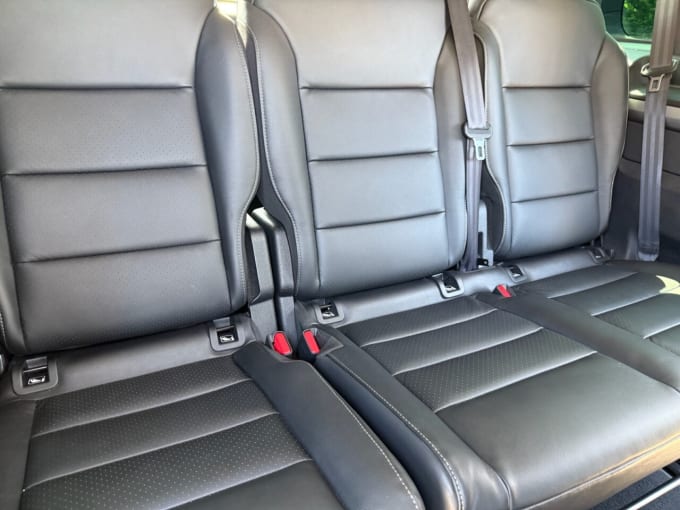 2025 Peugeot E- Traveller