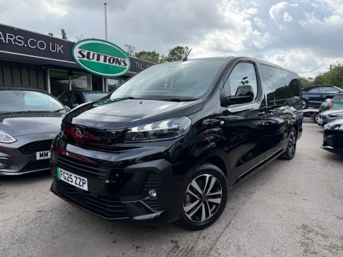 2025 Peugeot E- Traveller