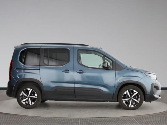 2025 Peugeot E-rifter