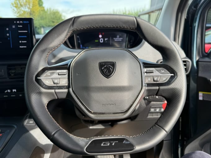 2025 Peugeot E-rifter