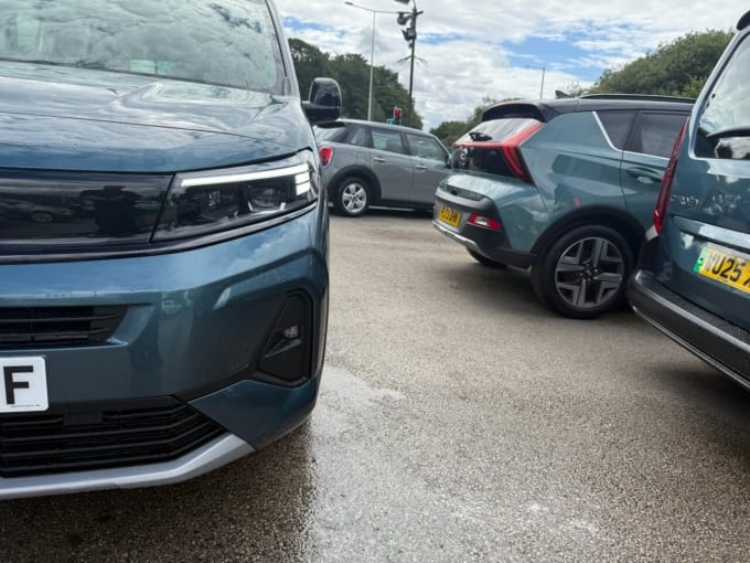 2025 Vauxhall Combo Life Electric