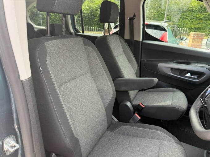 2025 Vauxhall Combo Life Electric