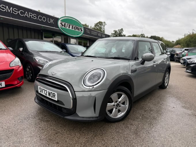2025 Mini Hatch
