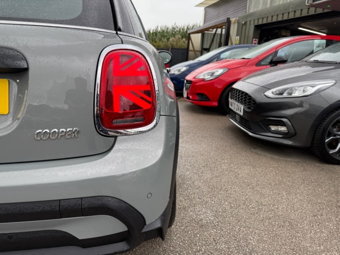 2025 Mini Hatch