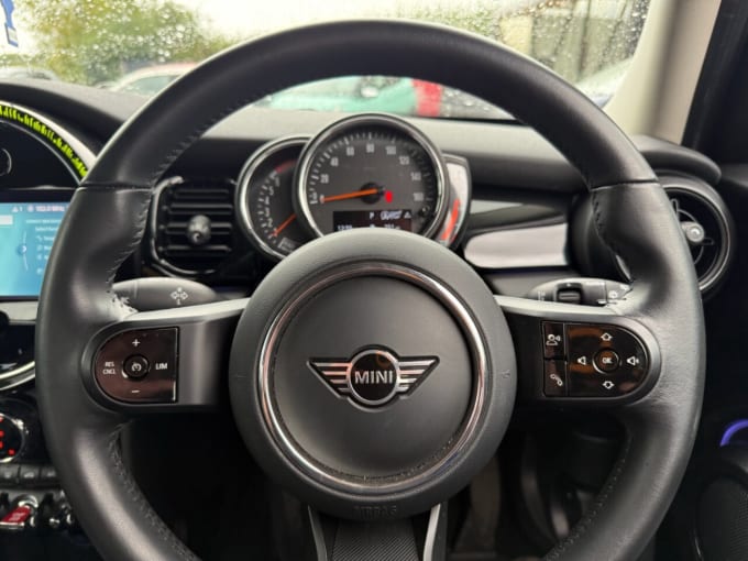 2025 Mini Hatch