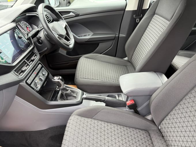 2025 Volkswagen T-cross