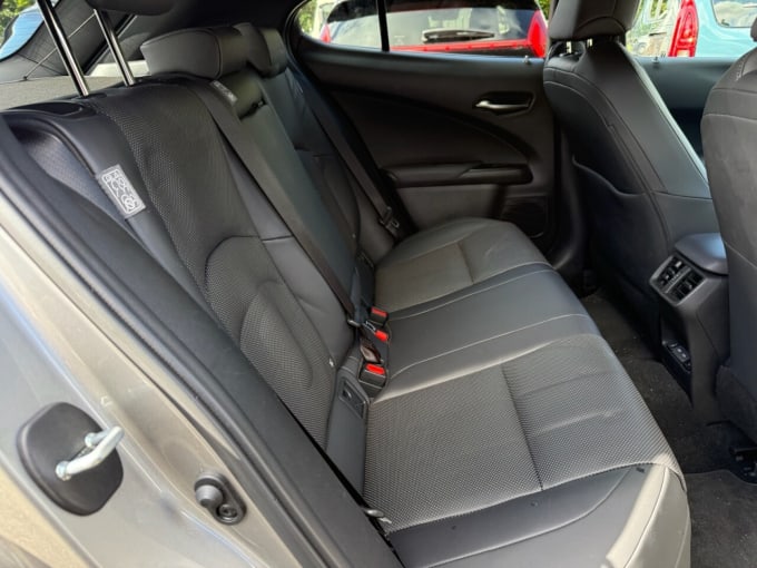 2025 Lexus Ux