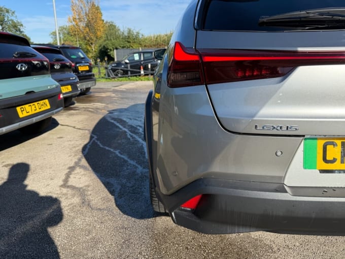 2025 Lexus Ux