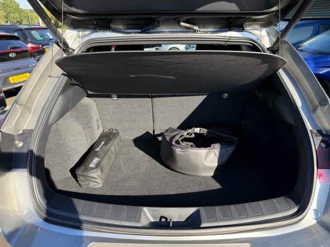 2025 Lexus Ux