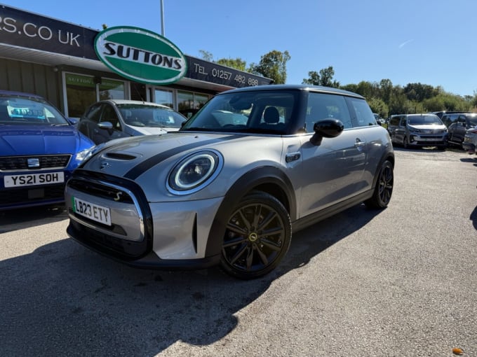 2023 Mini Electric Hatch