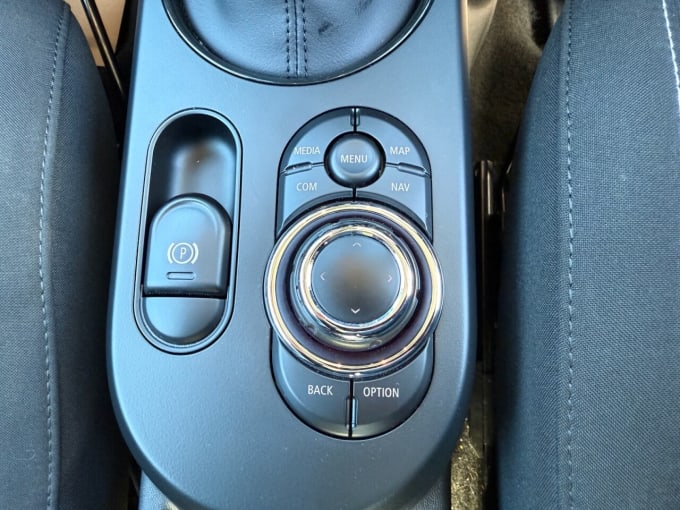 2023 Mini Electric Hatch