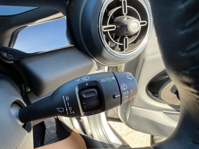 2023 Mini Electric Hatch