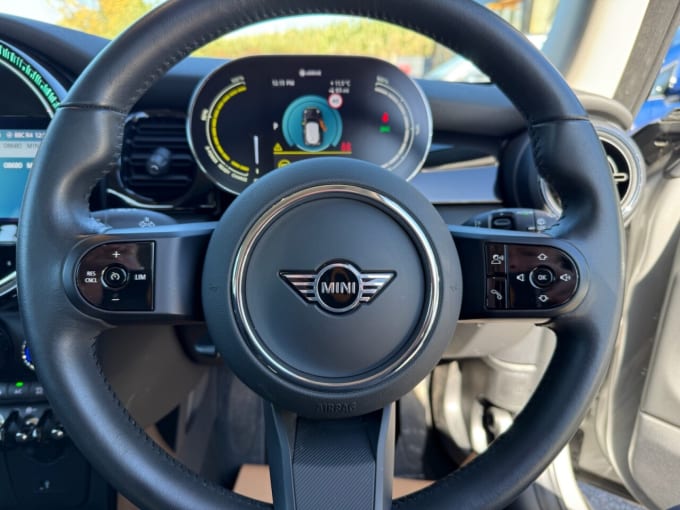 2023 Mini Electric Hatch