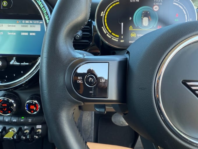 2023 Mini Electric Hatch