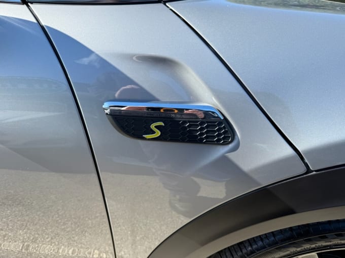 2023 Mini Electric Hatch