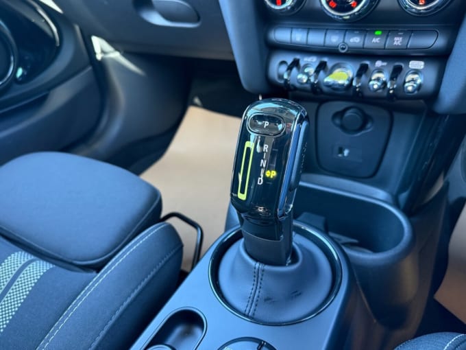 2023 Mini Electric Hatch