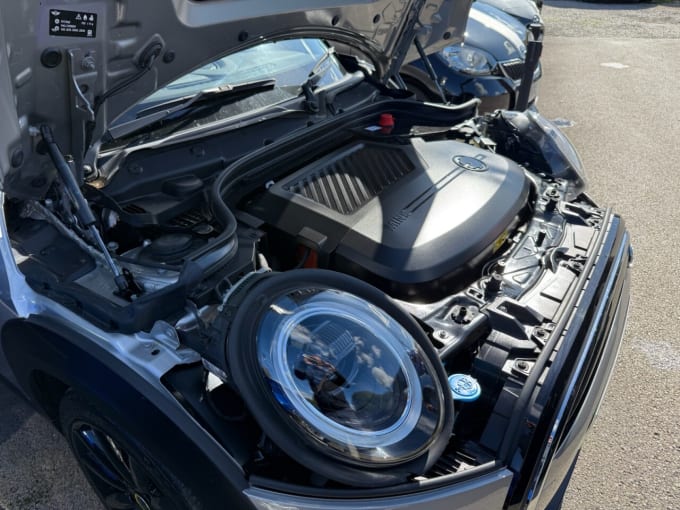 2023 Mini Electric Hatch