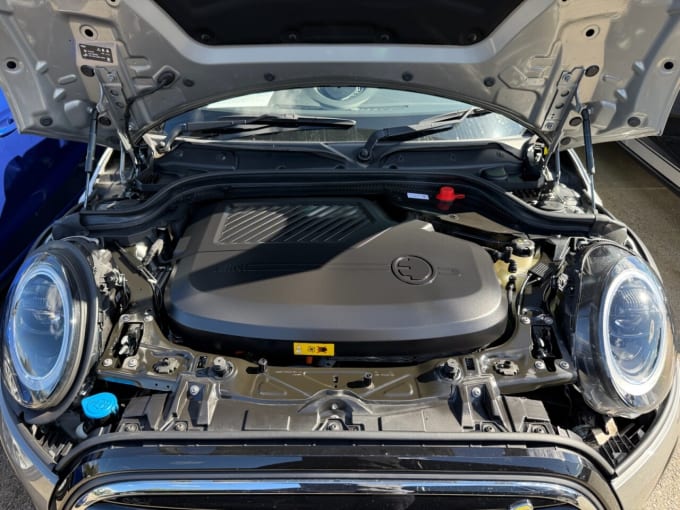 2023 Mini Electric Hatch