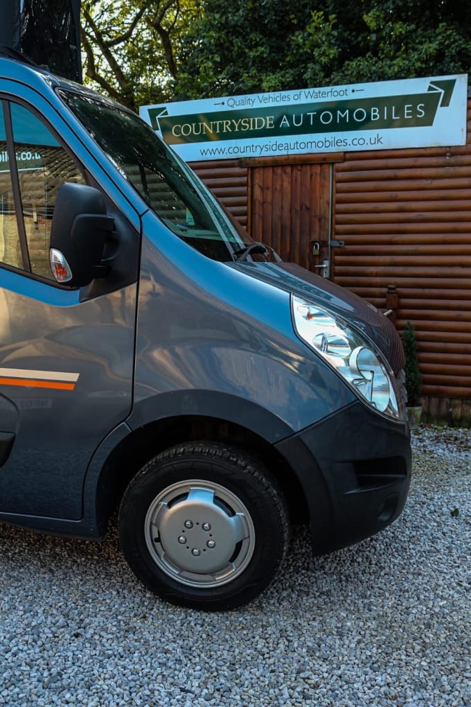 2024 Renault Master