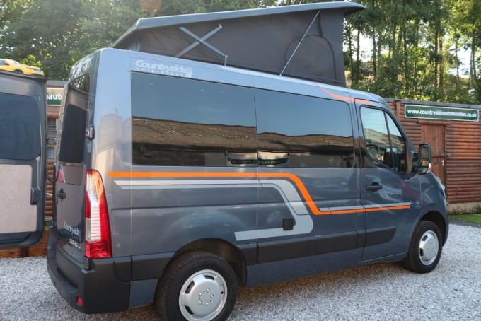 2024 Renault Master