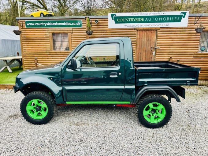 2025 Suzuki Jimny