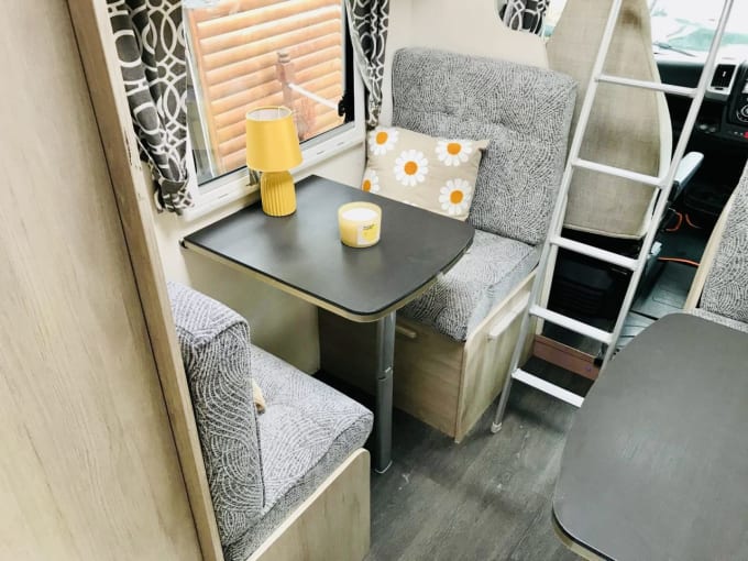 2025 Chausson C656 Flash