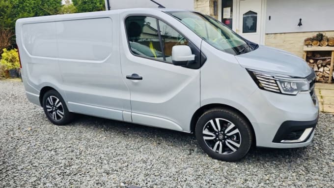 2025 Renault Trafic