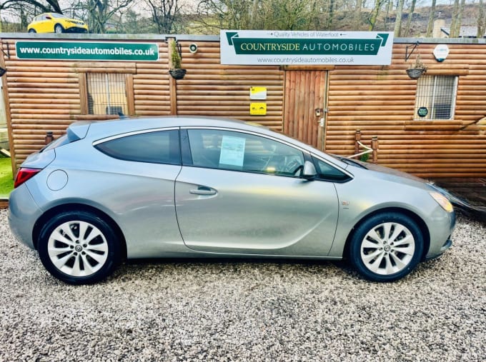 2025 Vauxhall Astra Gtc