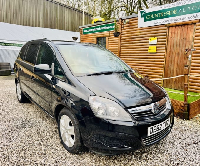 2025 Vauxhall Zafira