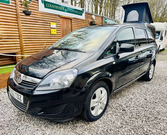 2025 Vauxhall Zafira