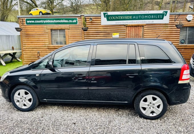 2025 Vauxhall Zafira