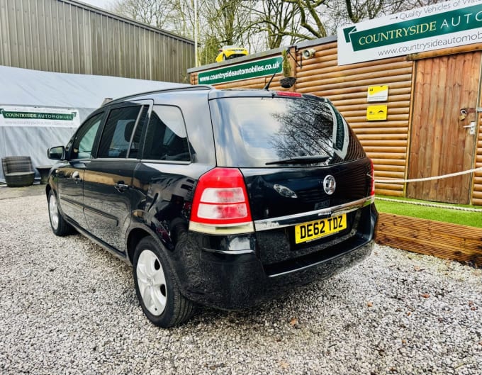 2025 Vauxhall Zafira