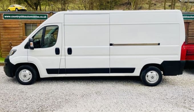 2025 Peugeot Boxer