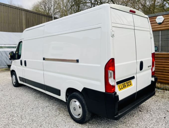 2025 Peugeot Boxer