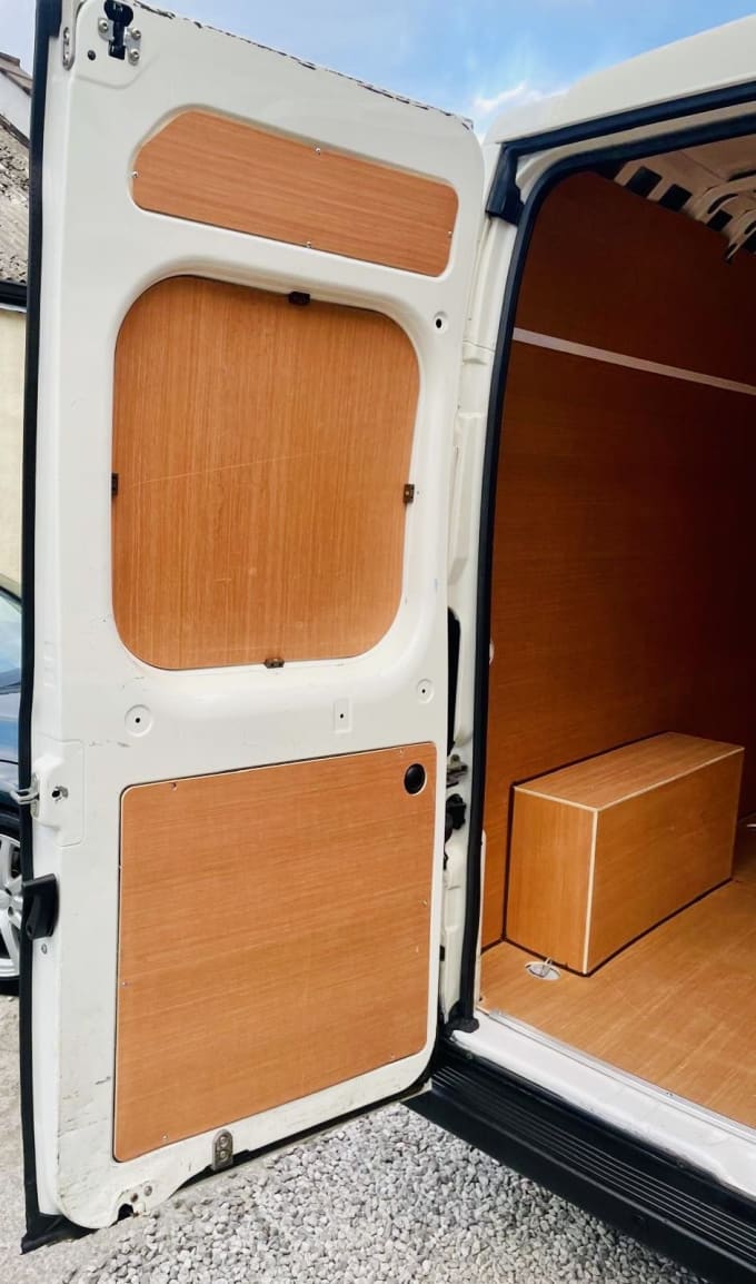 2025 Peugeot Boxer