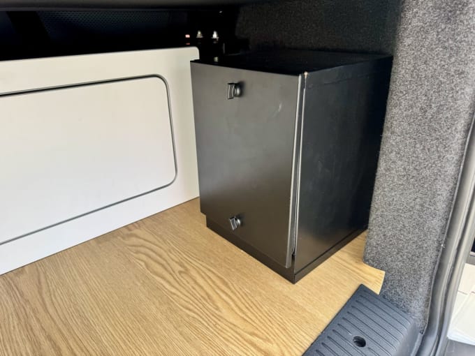 2025 Volkswagen T6 Camper Van
