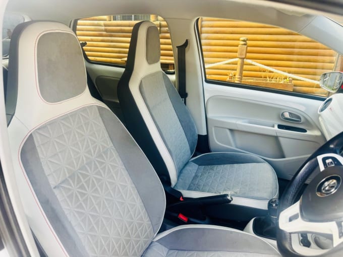 2025 Volkswagen Up!