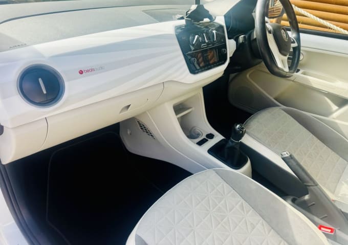 2025 Volkswagen Up!