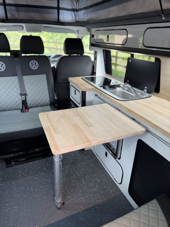 2025 Volkswagen T6.1 Camper Van