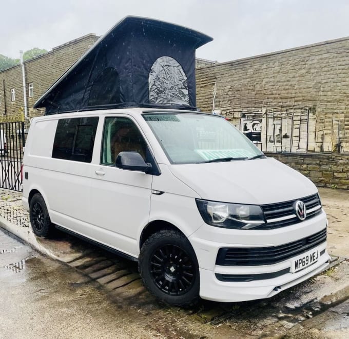 2025 Volkswagen Transporter