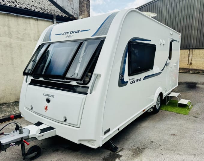 2025 Compass Corona 462