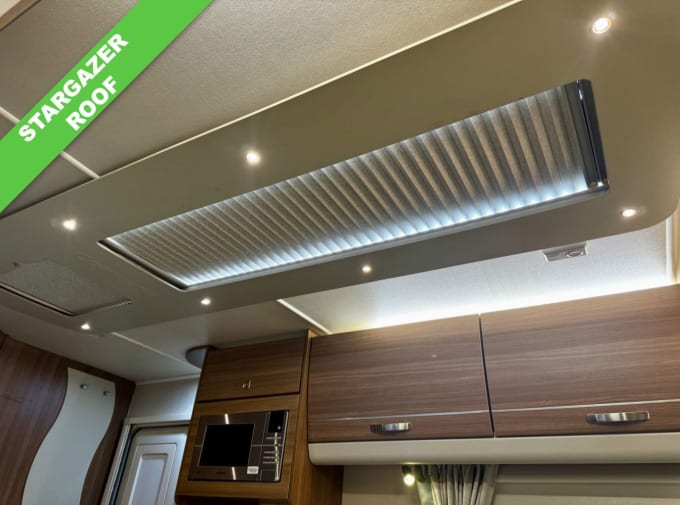 2025 Compass Corona 462