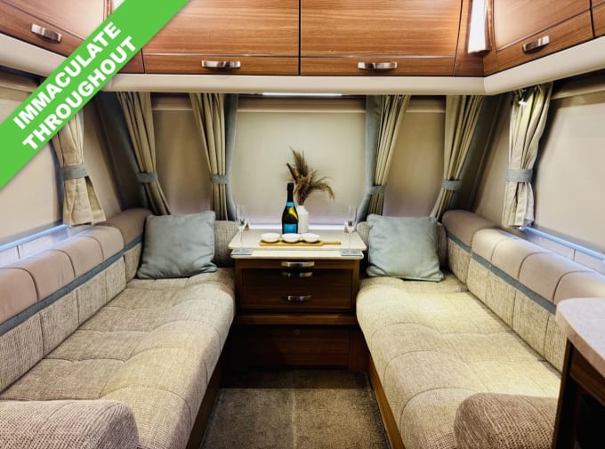 2025 Compass Corona 462