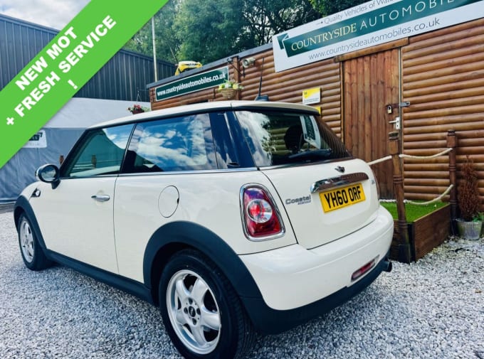 2025 Mini Hatch