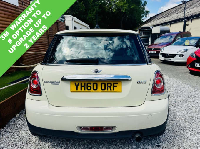 2025 Mini Hatch