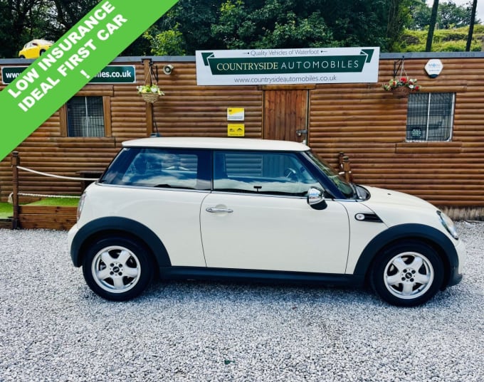 2025 Mini Hatch