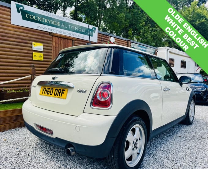 2025 Mini Hatch