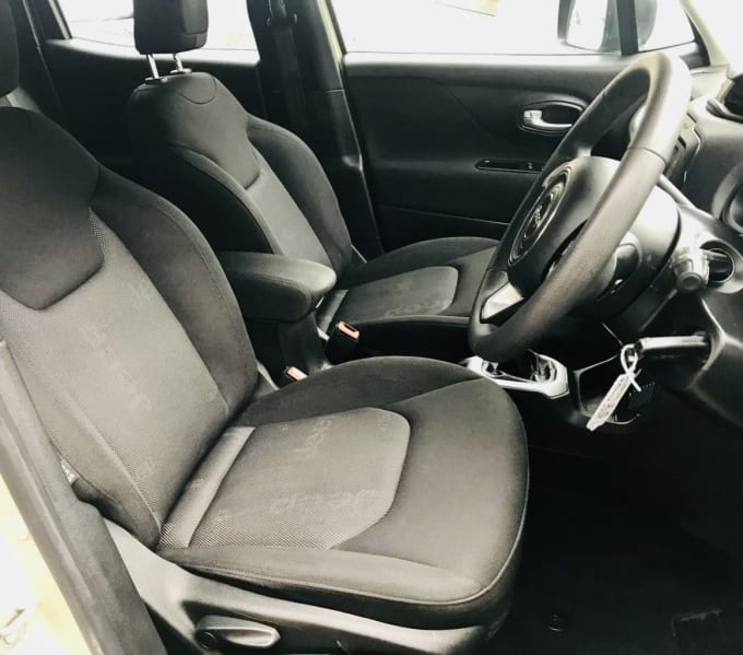 2025 Jeep Renegade